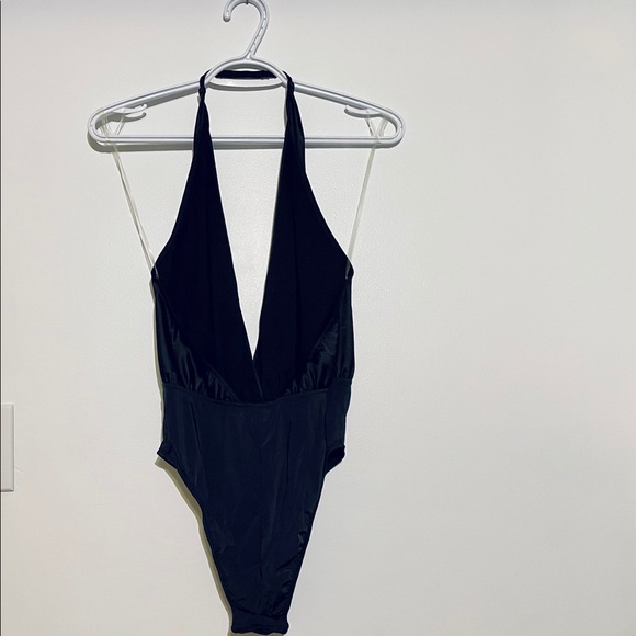 La SENZA | Halter Neck Open Back Bodysuit - Picture 3 of 3